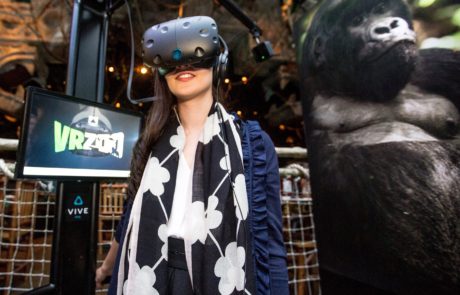 Woman experiencing the VR Zoo at the Dubai Aquarium